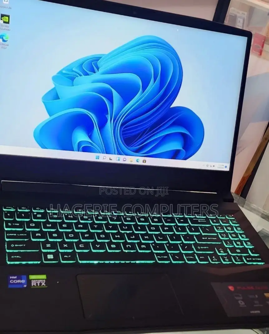 New Laptop MSI Pulse GL66 16GB Intel Core I9 SSD 1T