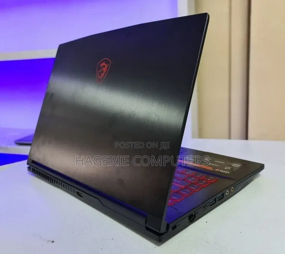 New Laptop MSI GF63 8GB SSD 512GB