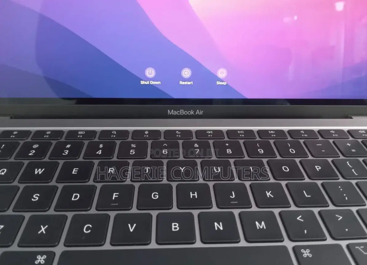 New Laptop Apple MacBook Air 2020 M1 8GB Apple M1 SSD 256GB