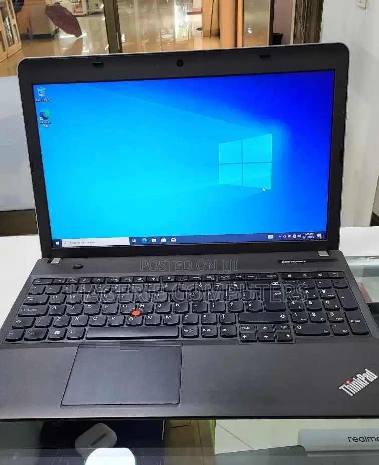 New Laptop Lenovo ThinkPad Yoga 4GB Intel Core I3 HDD 500GB