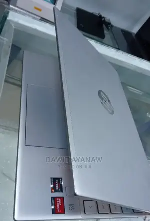 New Laptop 16GB AMD Ryzen 7 SSD 1T