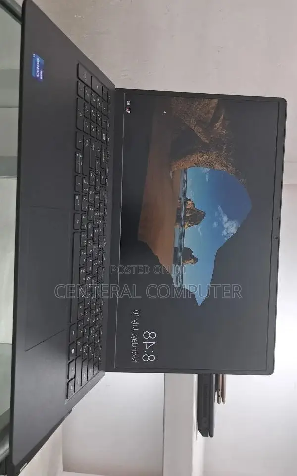 New Laptop Dell Vostro 3445 16GB Intel Core I7 SSD 1T