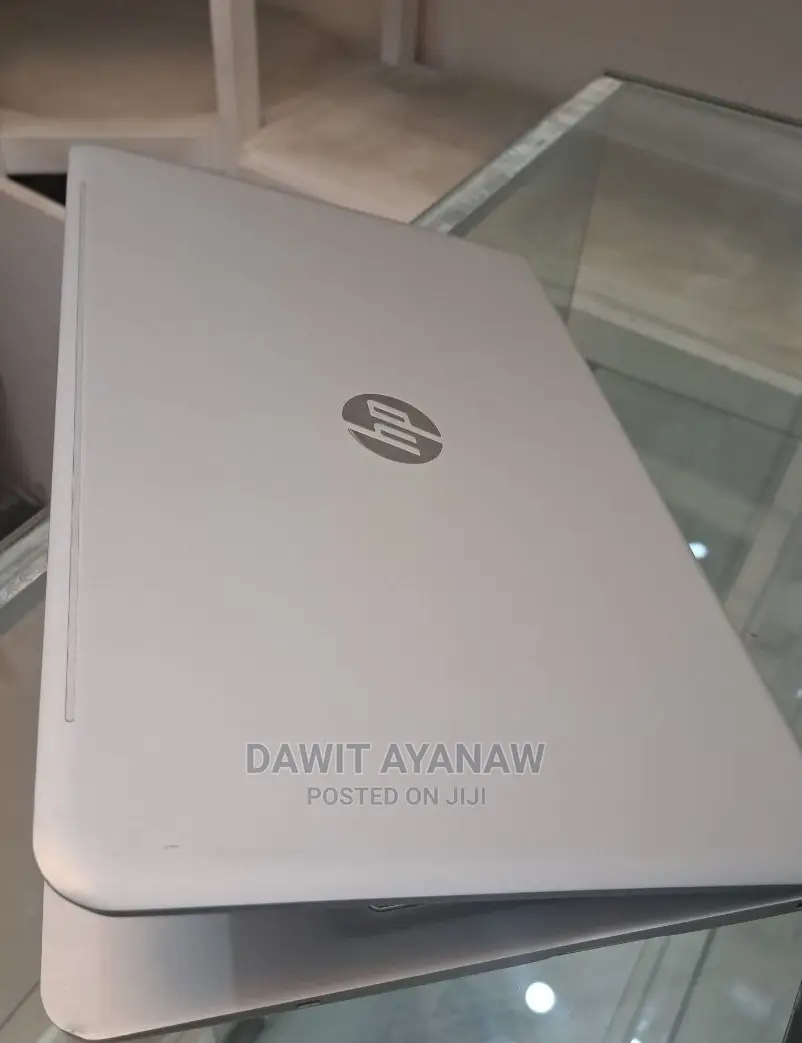 New Laptop HP Envy 15-Ep0xxx 12GB Intel Core I5 HDD 1T