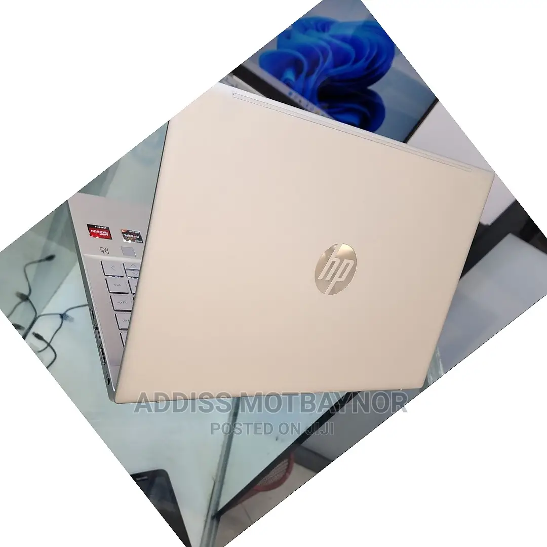 New Laptop HP Envy X360 16GB AMD Ryzen 7 SSD 512GB