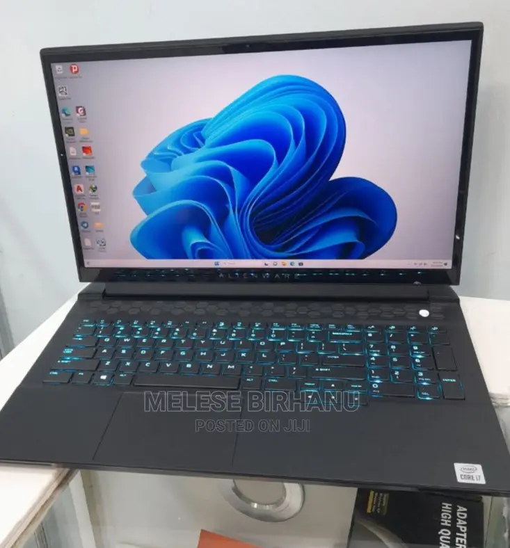 New Laptop Alienware M17x R2 32GB Intel Core I7 SSD 1T