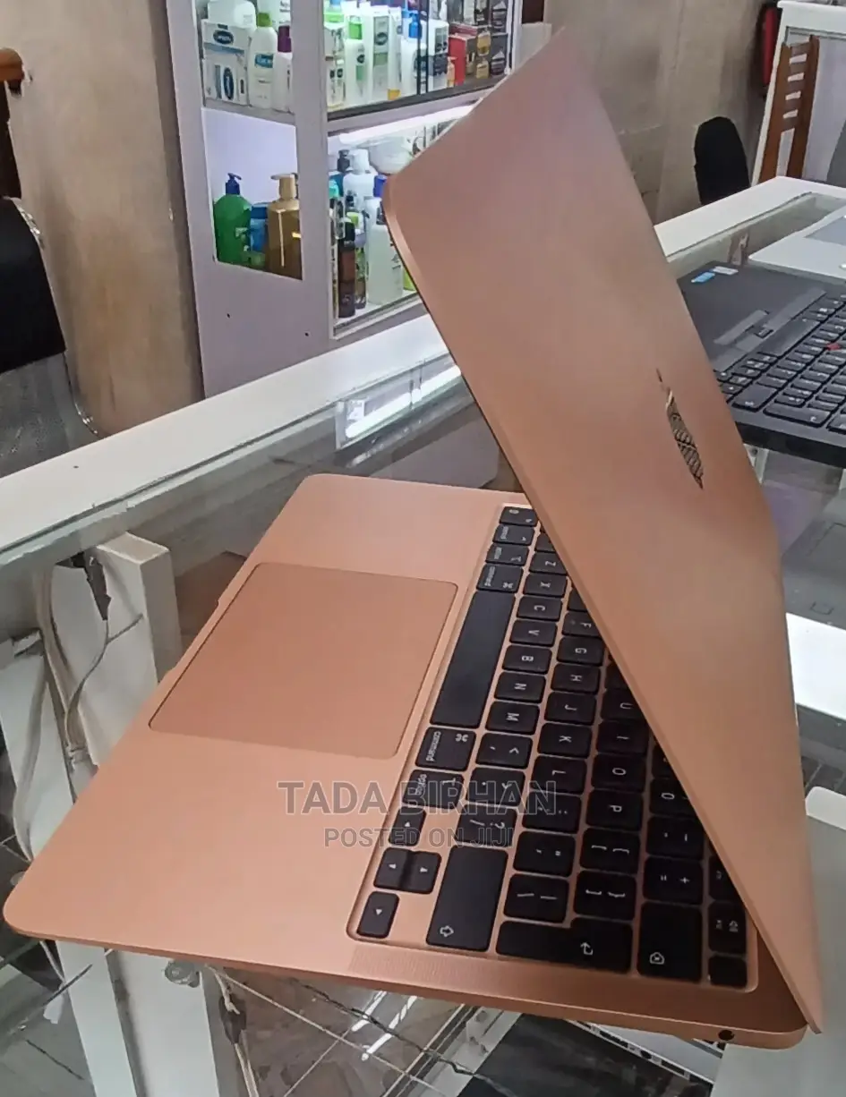 New Laptop Apple MacBook Air 2020 M1 8GB Intel Core I5 SSD 512GB
