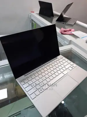 New Laptop HP Envy 13 16GB Intel Core I7 SSD 1T