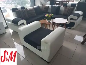 S M Sofa Design With Table