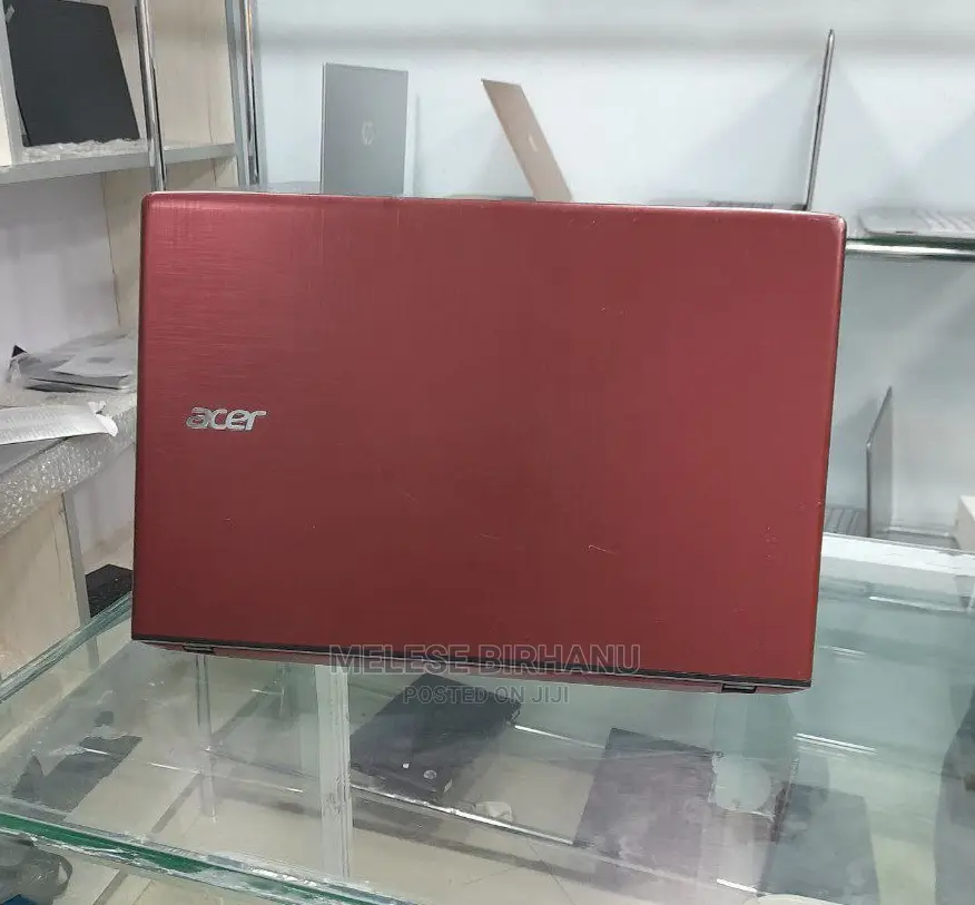 New Laptop Acer Aspire E5-576 8GB Intel Core I5 HDD 1T