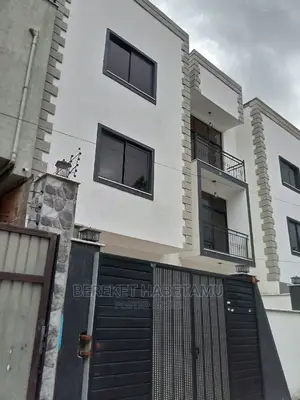 Furnished 6bdrm House in ላፍቶ, Nifas Silk-Lafto for sale