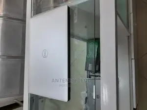 New Laptop HP Envy 13 16GB Intel Core I7 SSD 1T