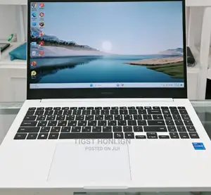 Photo - New Laptop Samsung Ativ Smart PC 8GB Intel Core I5 SSD 256GB