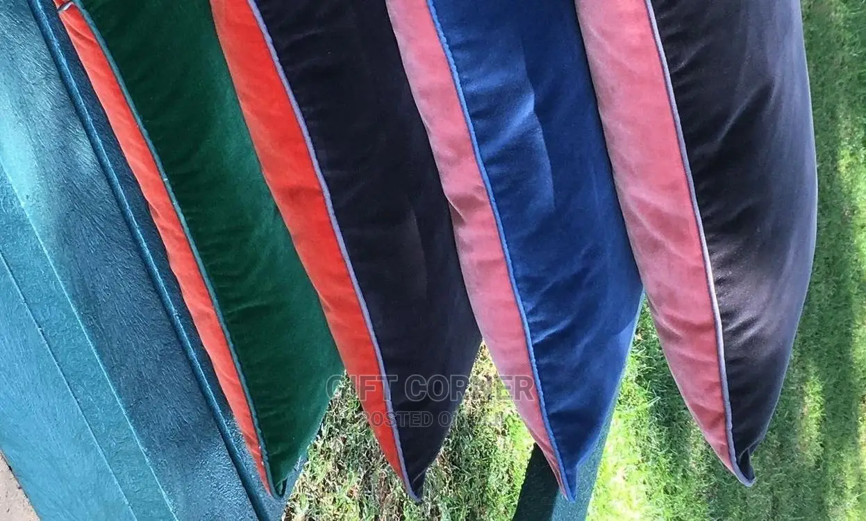 Colorful Coshion Cover With Pillows