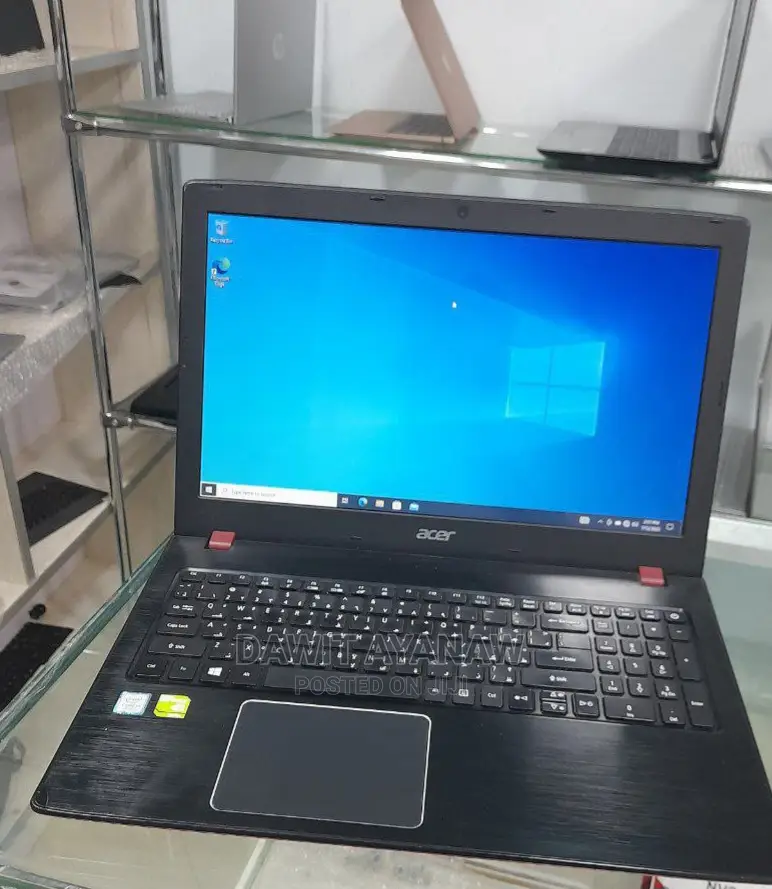 New Laptop Acer Aspire E5-576 8GB Intel Core I5 HDD 1T