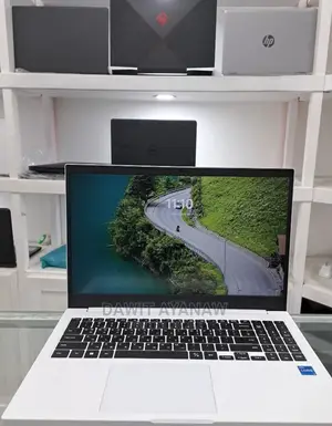 New Laptop 8GB Intel Core I5 SSD 256GB