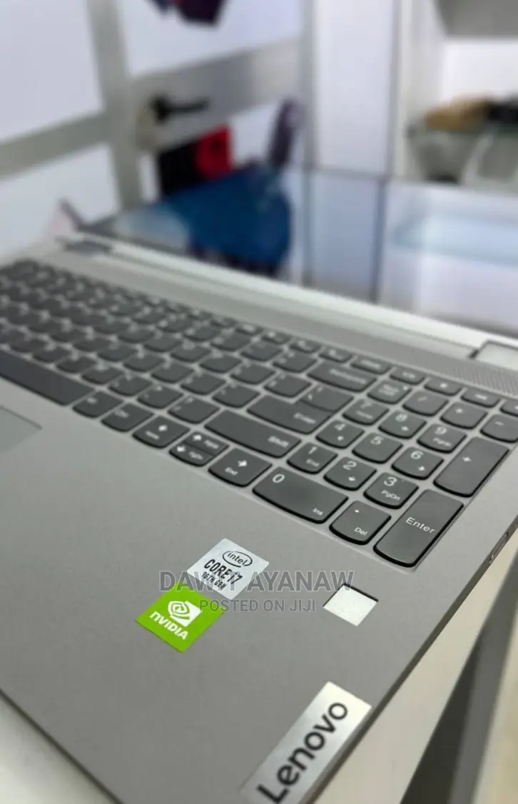 New Laptop Lenovo ThinkPad Yoga 16GB Intel Core I7 SSD 512GB