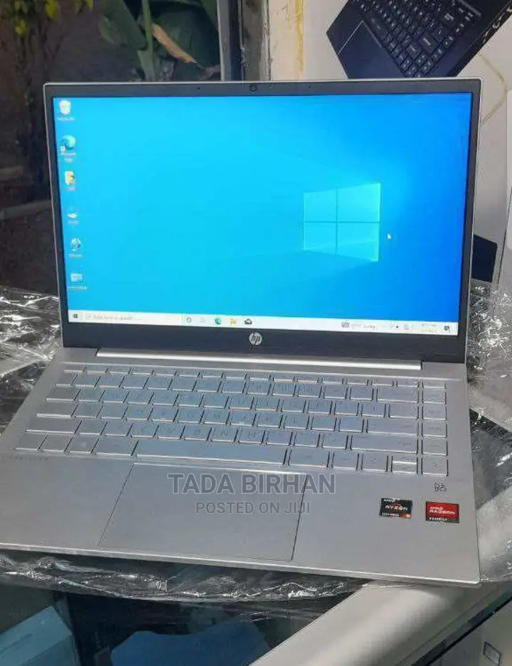 New Laptop HP Pavilion 15 8GB AMD Ryzen 5 SSD 512GB