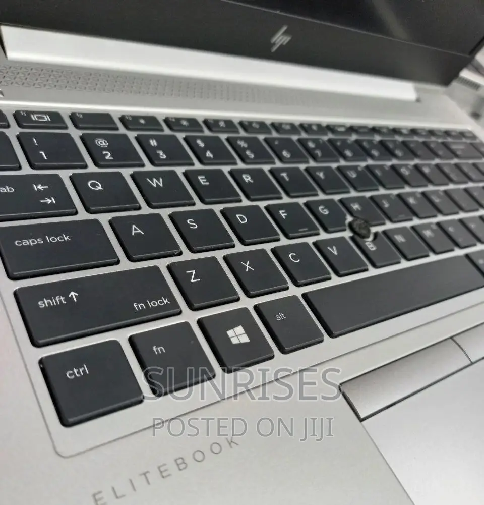 New Laptop HP 250 G5 8GB Intel Core I5 SSD 512GB