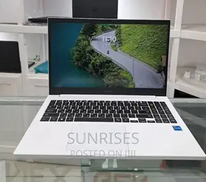 New Laptop Samsung Ativ 8GB AMD Ryzen 5 SSD 256GB