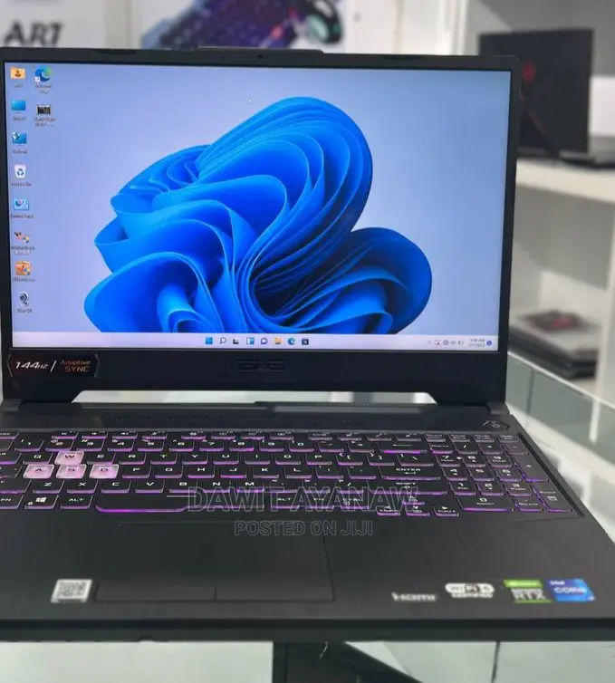 New Laptop 16GB Intel Core I7 SSD 512GB