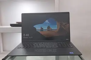 New Laptop Dell Vostro V13 8GB Intel Core I7 SSD 512GB