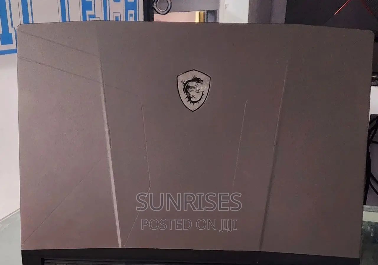 New Laptop MSI Pulse GL66 16GB Intel Core I9 SSD 1T