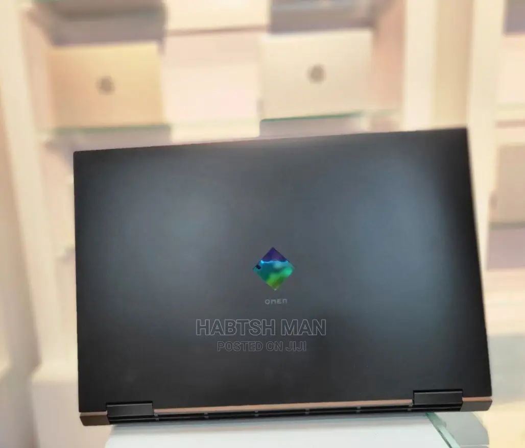 New Laptop HP Omen 17 32GB Intel Core i7 SSD 1T