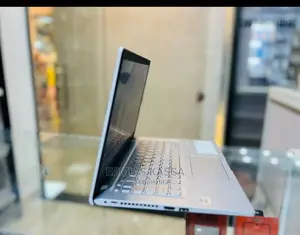 Photo - New Laptop Samsung Galaxy Book 2 8GB Intel Core I7 HDD+SSD 256GB