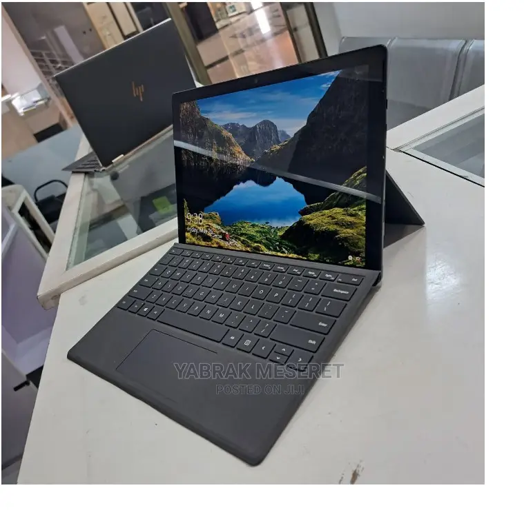 New Laptop Microsoft Surface Pro 6 8GB Intel Core I5 SSD 256GB