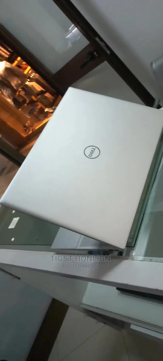 New Laptop Dell Inspiron 15 16GB Intel Core I7 SSD 512GB