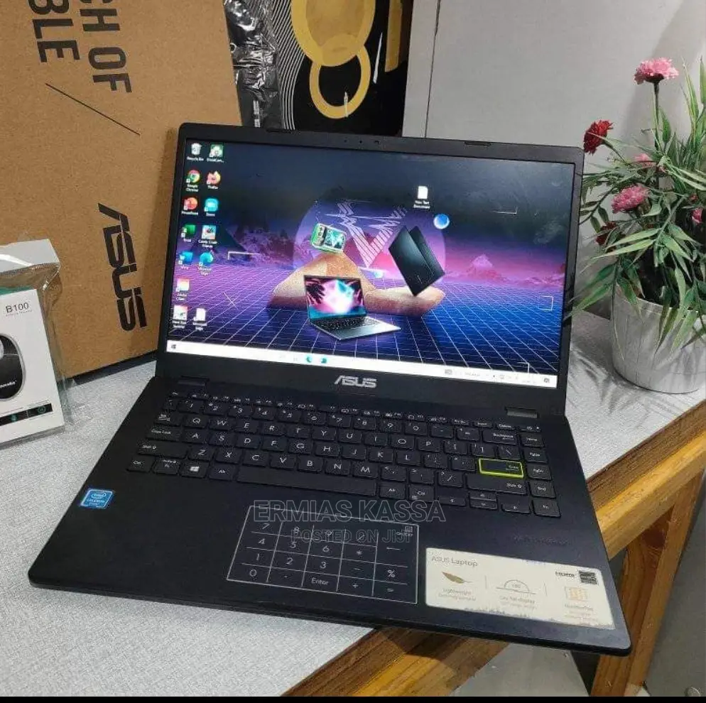 New Laptop Asus E402SA 4GB Intel Core I5 HDD+SSD 320GB