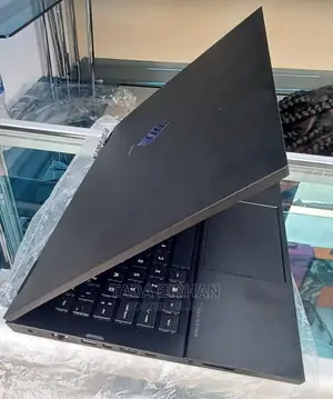 New Laptop HP Omen 17 16GB Intel Core I7 SSD 1T