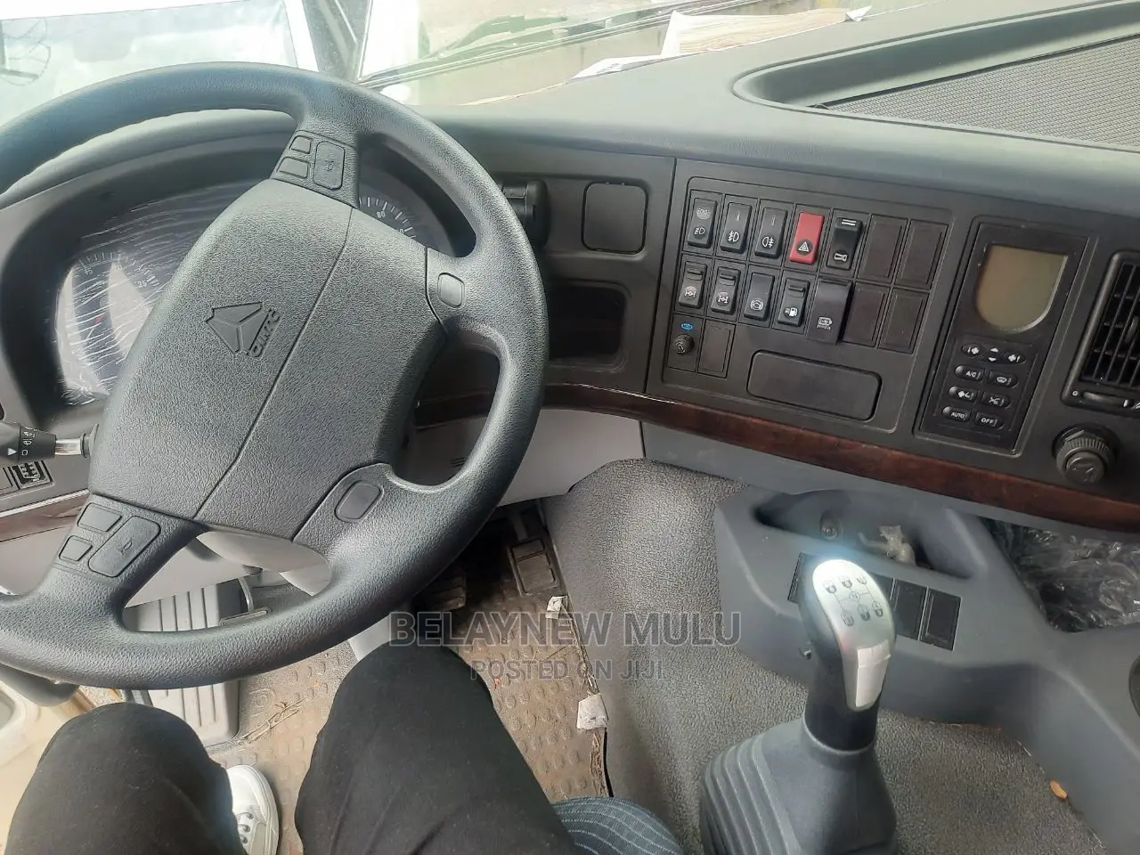 New Sinotruk Howo 2024 White