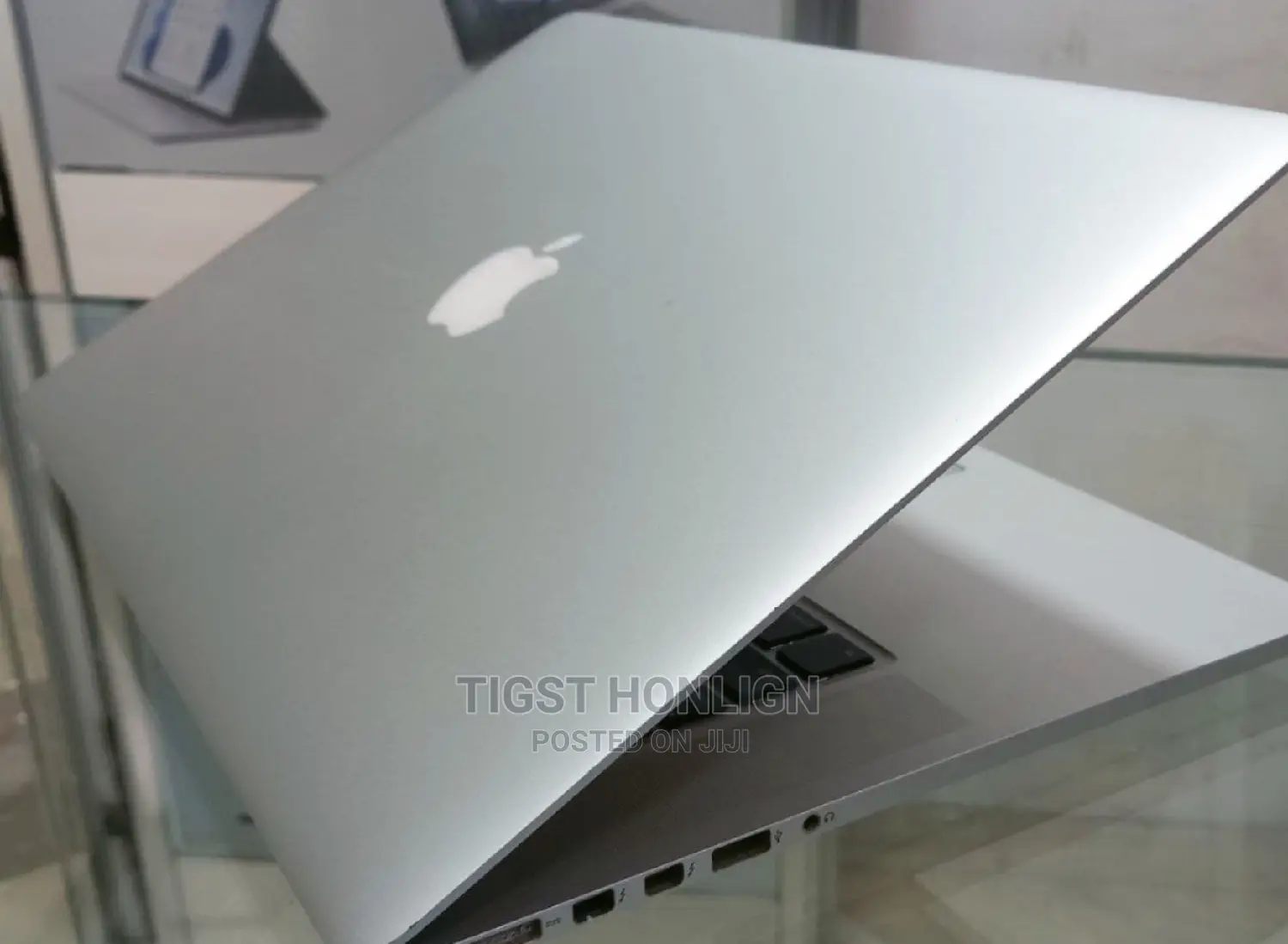 New Laptop Apple MacBook 2015 16GB Intel Core I7 SSD 512GB