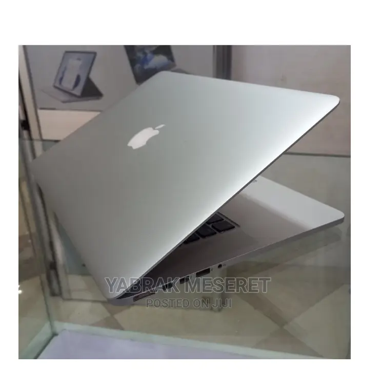 New Laptop Apple MacBook Pro 2015 16GB Intel Core I7 SSD 512GB