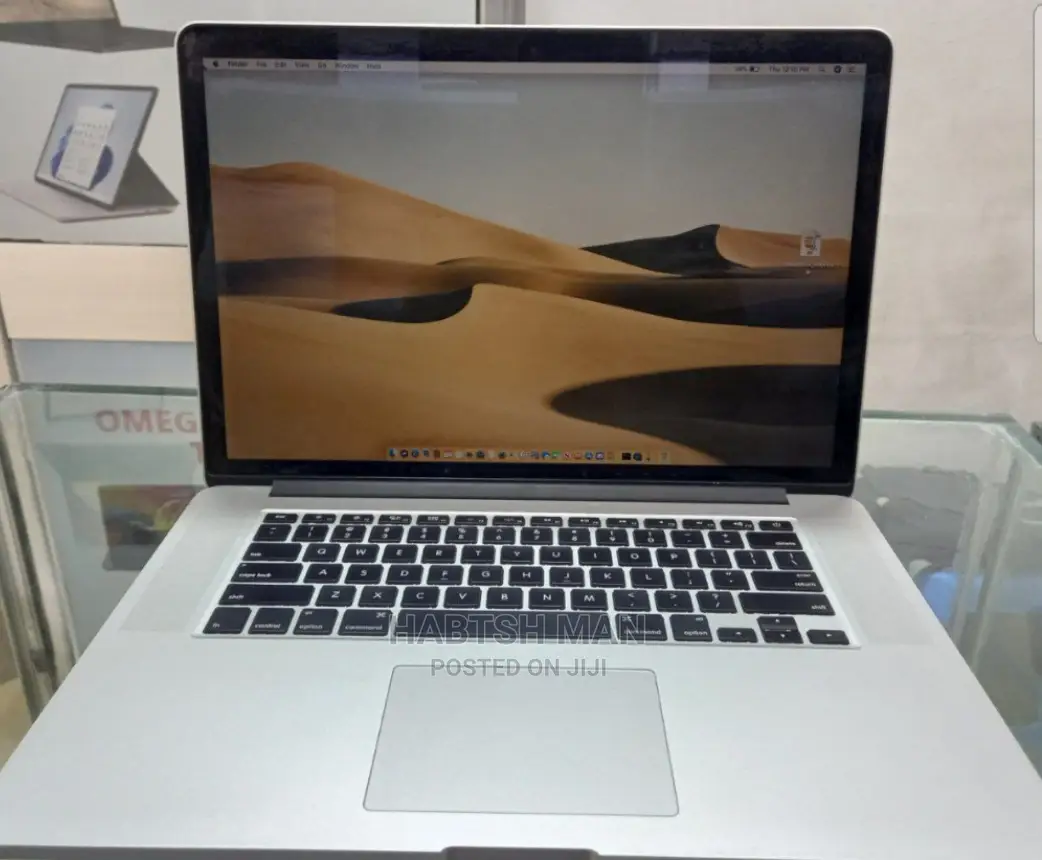New Laptop Apple MacBook Pro 2015 16GB Intel Core i7 SSD 512GB