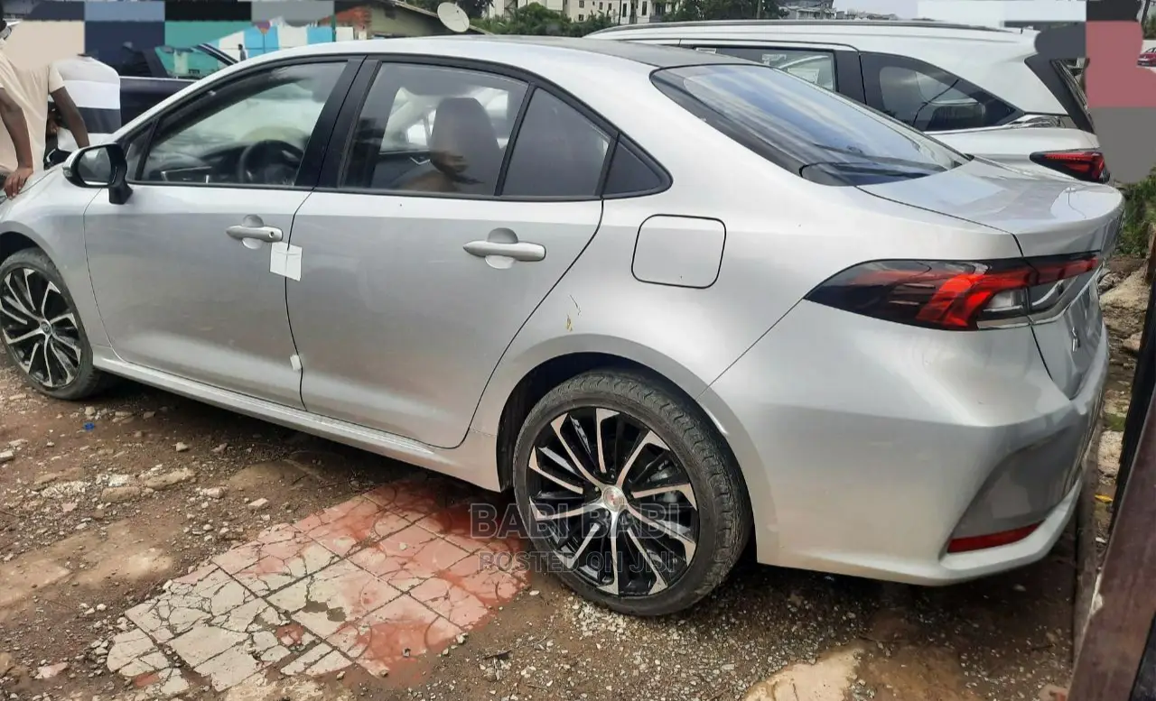 New Toyota Corolla 2023 Silver