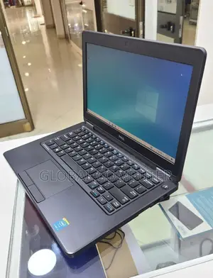 New Laptop Dell Latitude E5300 4GB Intel Core I5 HDD 500GB