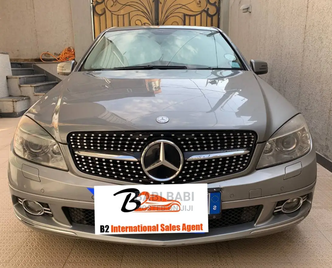 Mercedes-Benz C200 2009 Silver