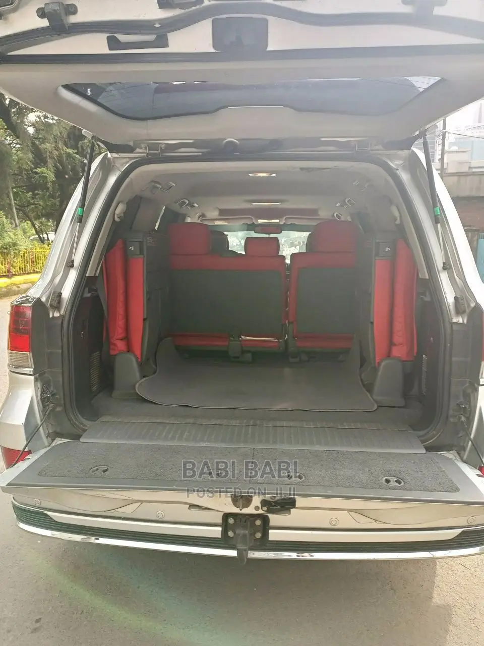 Toyota Land Cruiser 2010 Silver