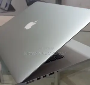 New Laptop Apple MacBook Pro 2015 16GB Intel Core I7 SSD 512GB