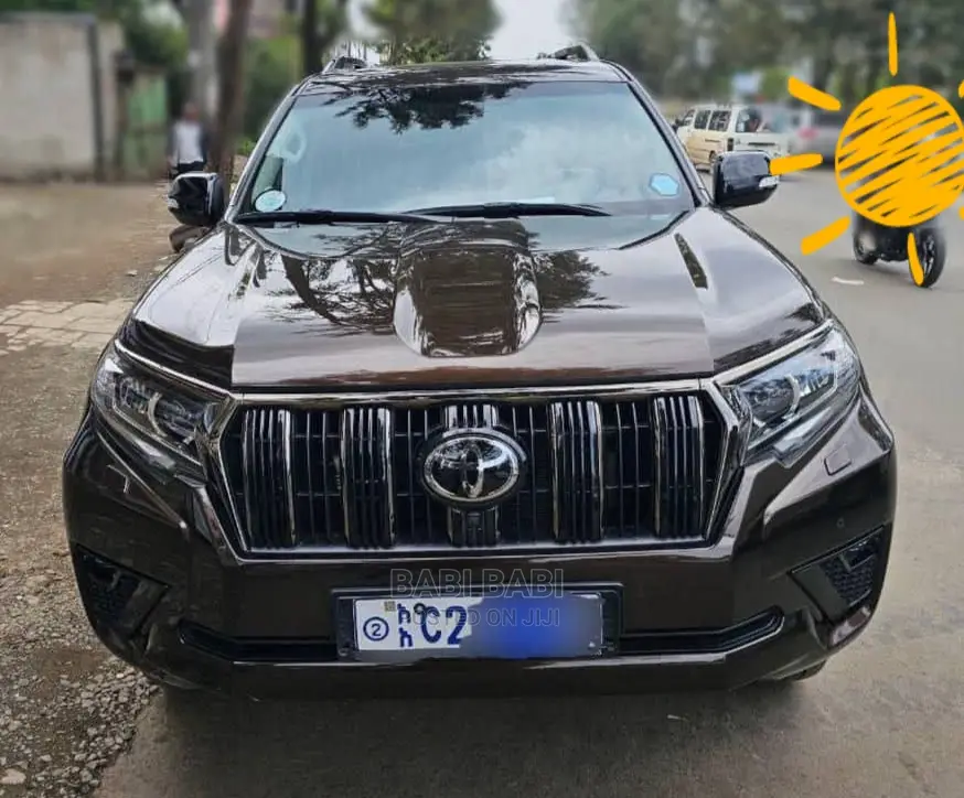 New Toyota Land Cruiser Prado 2022 Gray