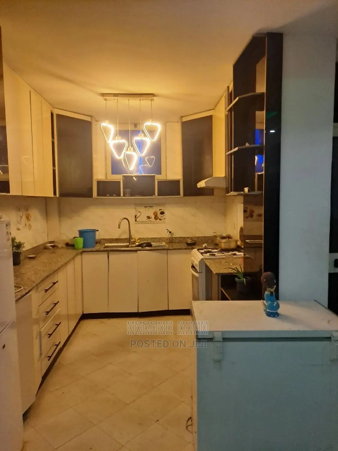 Furnished 3bdrm Apartment in አፓርትመንት, Bole for sale