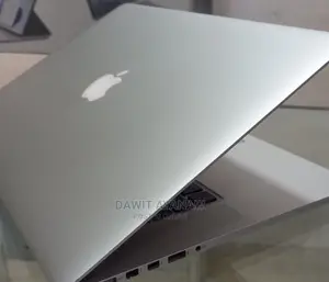 New Laptop Apple MacBook Pro 2015 16GB Intel Core I7 SSD 512GB