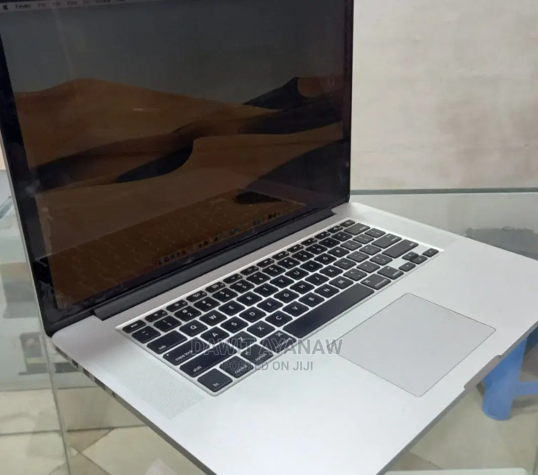 New Laptop Apple MacBook Pro 2015 16GB Intel Core I7 SSD 512GB