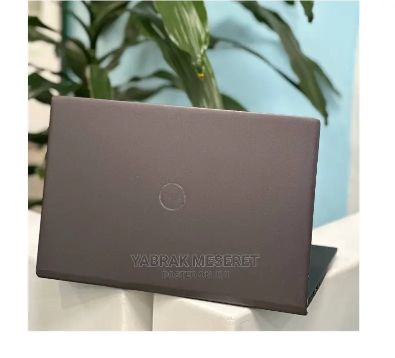 New Laptop Dell 8GB Intel Core I7 SSD 512GB