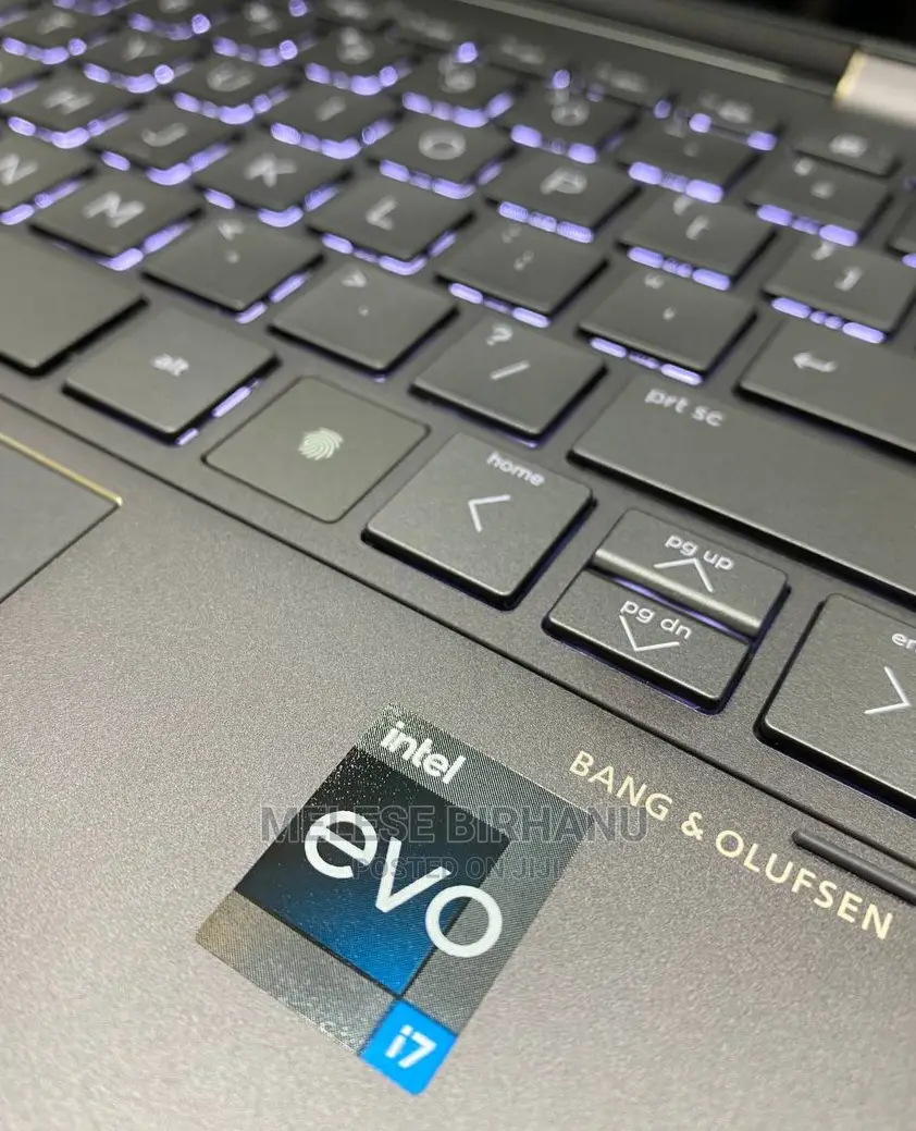 New Laptop HP Spectre 16GB Intel Core I7 SSD 1T