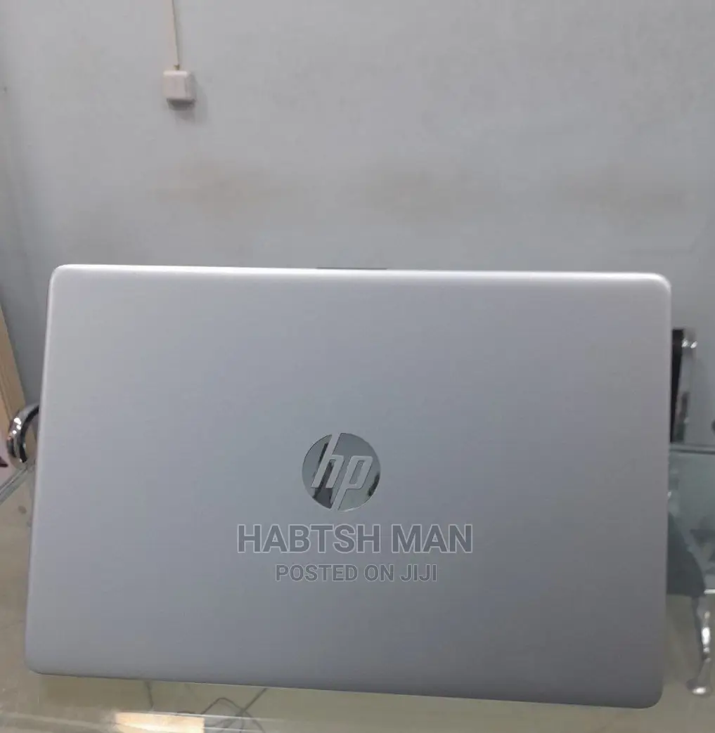 New Laptop HP Stream Notebook 8GB Intel Core I7 SSD 512GB
