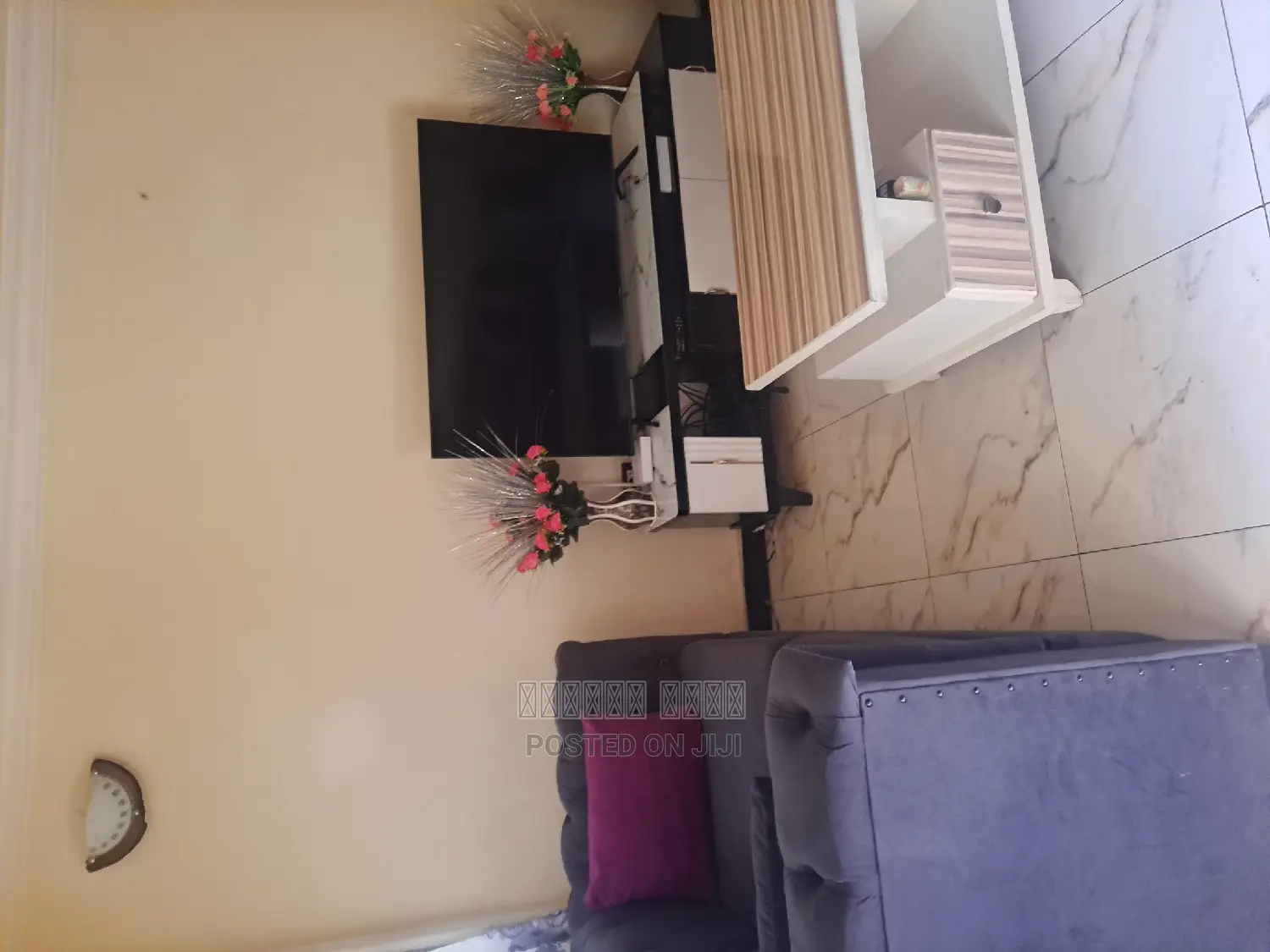 Furnished 2bdrm Condo in አባዶ ኮንዶሚንየም, Yeka for sale