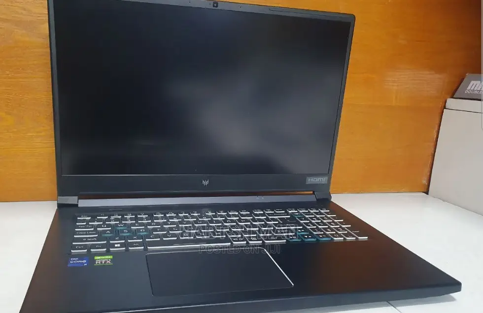 New Laptop Acer Predator Helios 300 16GB Intel Core I9 SSD 1T